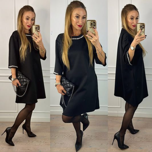 Sukienka z biżuterią DONARIA / CZARNA