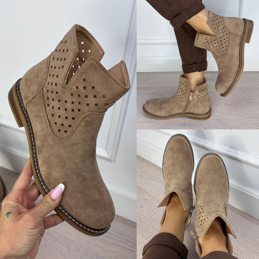 Ażurowe botki KARLY / KHAKI
