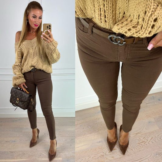 Spodnie CRISY SUPER HIGH STRETCH / PUSH-UP / CZEKOLADOWE