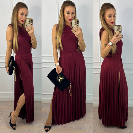 Błyszcząca sukienka CAMELIA / BORDOWA