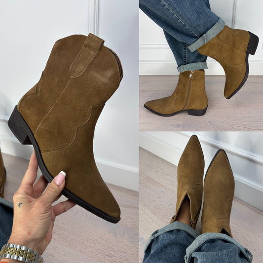 Skórzane botki w stylu kowbojskim SHAE / CAMEL
