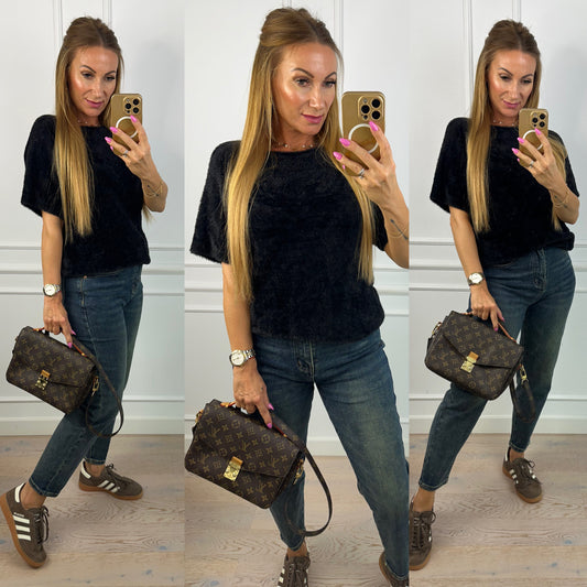 Sweter z wełną JANOA / BLACK