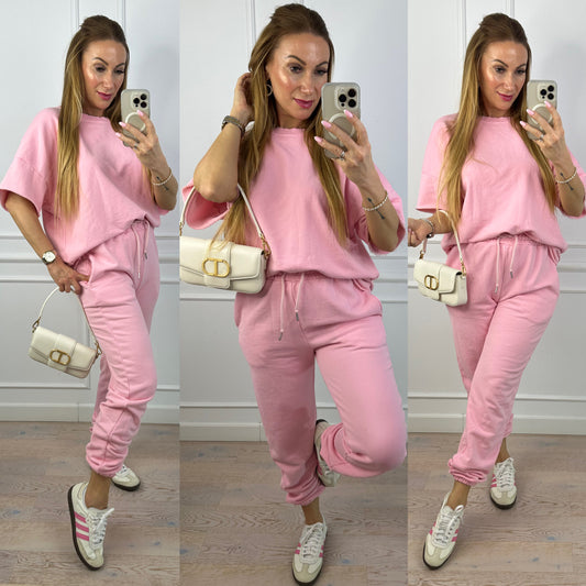 Komplet sportowy DAPHNEE / RÓŻOWY