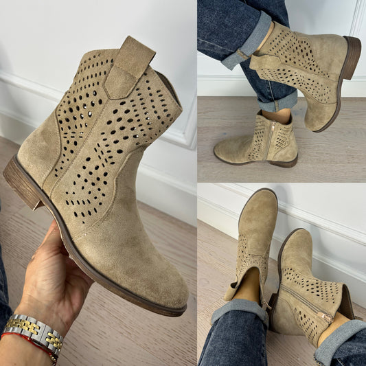 Ażurowe botki TASMAN / KHAKI