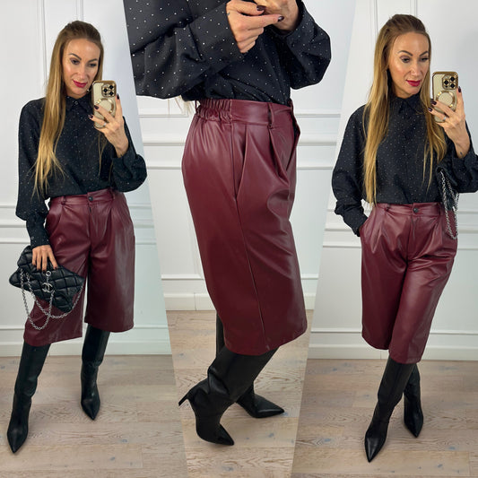 Bermudy z eko skóry KOTTA / BORDOWE