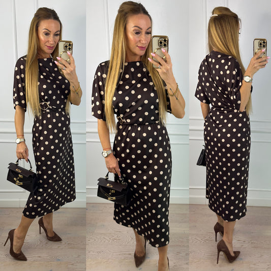 Sukienka w groszki CASANE / CZEKOLADOWA